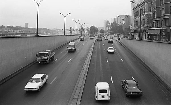 Paris (C) Peter Marshall, 1984