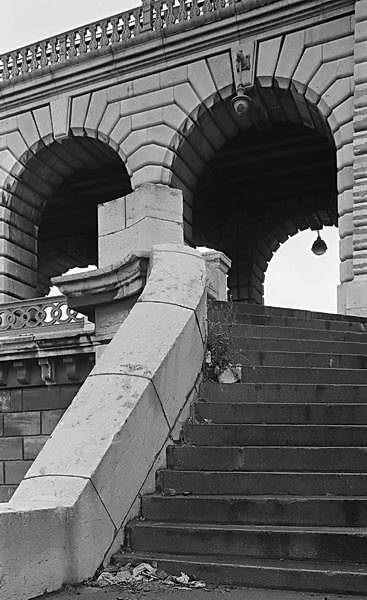 Paris (C) Peter Marshall, 1984