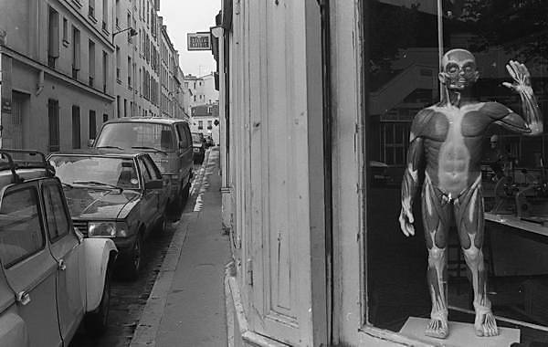 Paris (C) Peter Marshall, 1984