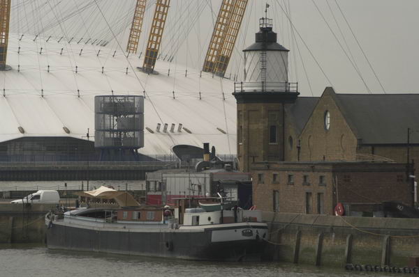 Picture © Peter Marshall, 2004