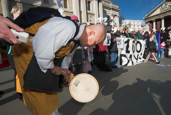 Norman Kember 100 Days Vigil © 2006, Peter Marshall