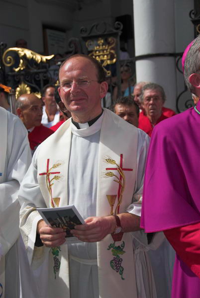 Italian Church Procession © 2006, Peter Marshall
