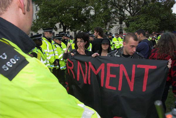 Sack Parliament © Peter Marshall, 2006