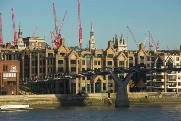 Bankside Frost Fair © Peter Marshall, 2006