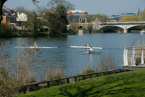 Staines © 2007, Peter Marshall