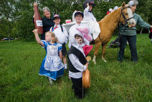 Walton-on-the-Hill May Pageant © 2007, Peter Marshall