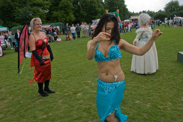 Walton-on-the-Hill May Pageant © 2007, Peter Marshall