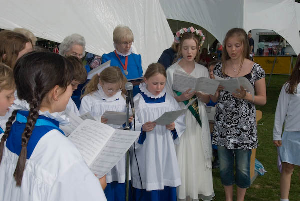 Walton-on-the-Hill May Pageant © 2007, Peter Marshall